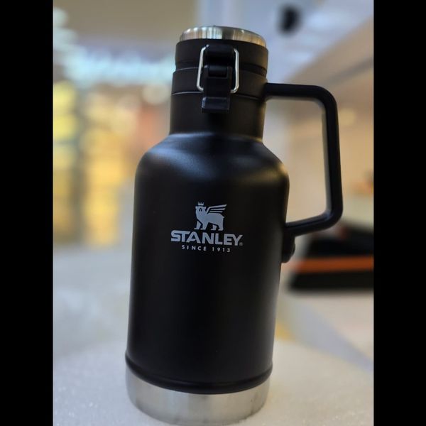 فلاسک استنلی مدل Growler ظرفیت 1.9 لیتر