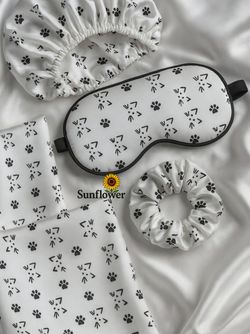 روبالشی طرح پاهای مخملی