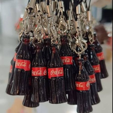 بند آویز موبایل طرح شیشه نوشابه کوکا