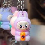 آویز موبایل طرح لبوبو صورتی