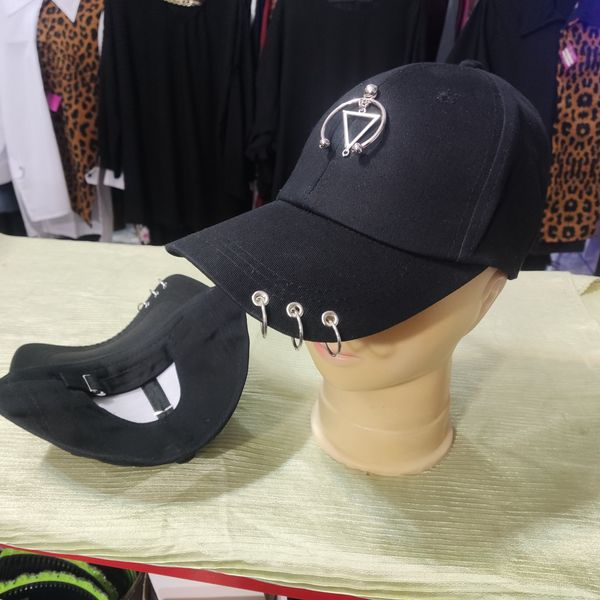 کلاه کتان اسپرت مگنتی پلاکدار