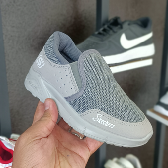 کفش اسکیچرز پارچه ای بچه گانه