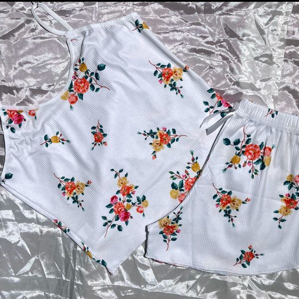 تاپ شورتک گلدار