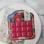 اسانس جامد رایحه توت فرنگی برند لاکچری