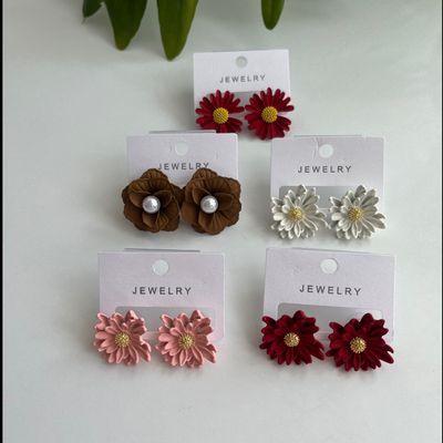 گوشواره خمیری طرح گل