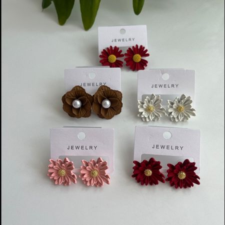 گوشواره خمیری طرح گل