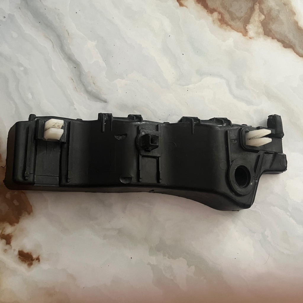 براکت نگهدارنده سپر جلو سانتافه 2013 تا 2018 سمت چپ (استوک اصلی) 865132W000