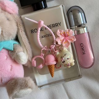 چارم هلو کیتی🍭💕