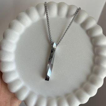 گردنبند مکعب عشق