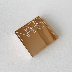 آینه نارس NARS