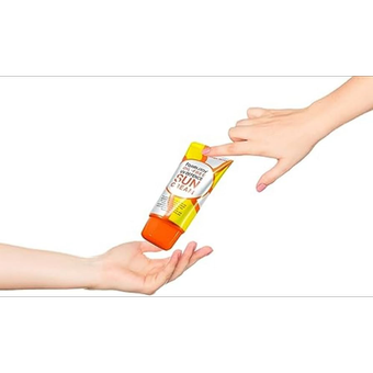 ضدآفتاب اویل فری  فارماستی 70 میل