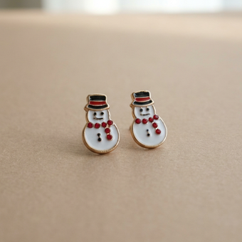 گوشواره مینیمال آدم برفی