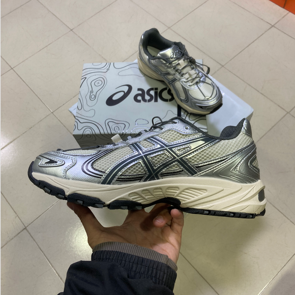 اسیکس کاهانا تی ار وی4سیلور asics kahana tr v4