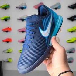 5_نایک مجیستا