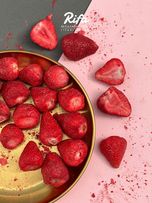 میوه خشک انجمادی پفکی توت فرنگی