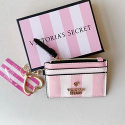 جای‌کارت ویکتوریا سیکرت زیپی صورتی