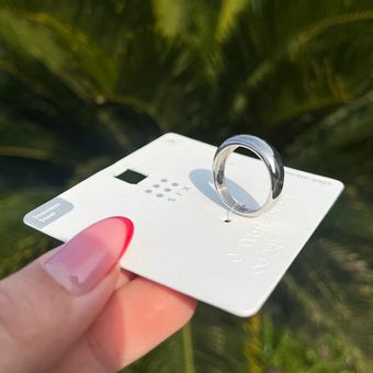 انگشتر رینگ نقره ای