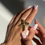 انگشتر پاپیون طرح طلا