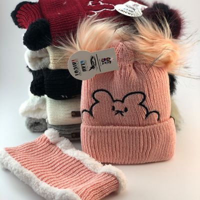 کلاه وشال گردنی