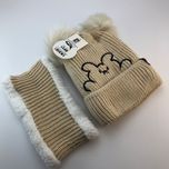 کلاه وشال گردنی