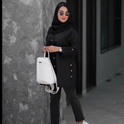 مانتو کوتاه پرشیا بغل دکمه مدل چهرک👩🏻‍🎓