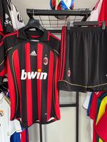 کیت میلان کلاسیک 🖤2007❤️