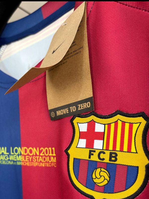 کیت بارسلونا کلاسیک 🥀2011🦋