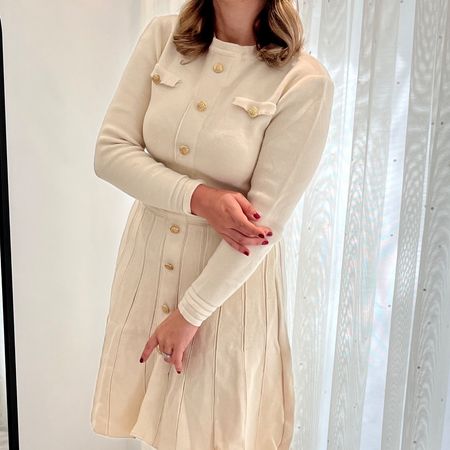 پیراهن پینترستی دکمه طلایی