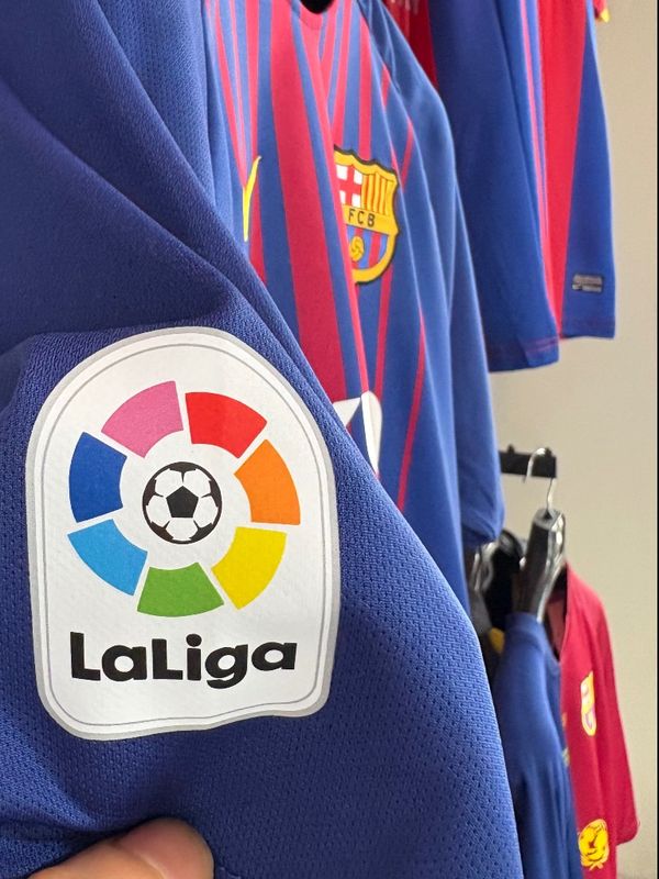 کیت بارسلونا کلاسیک 🫐2017🍓