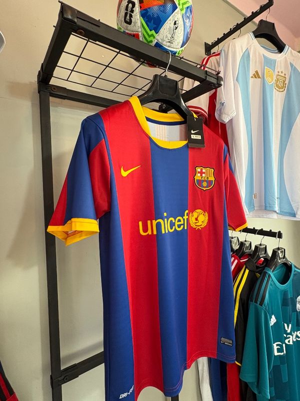 کیت بارسلونا کلاسیک 🍷2010🧞‍♂️