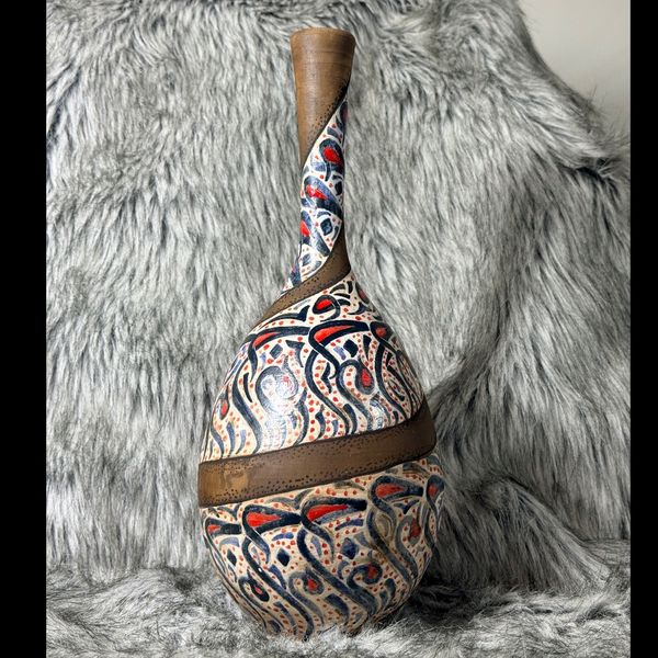 کوزه سفالی طرح کالیگرافی جام