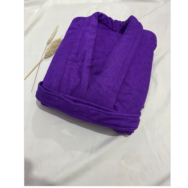 حوله پالتویی حمام