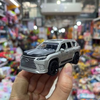 ماشین فلزی لکسوس