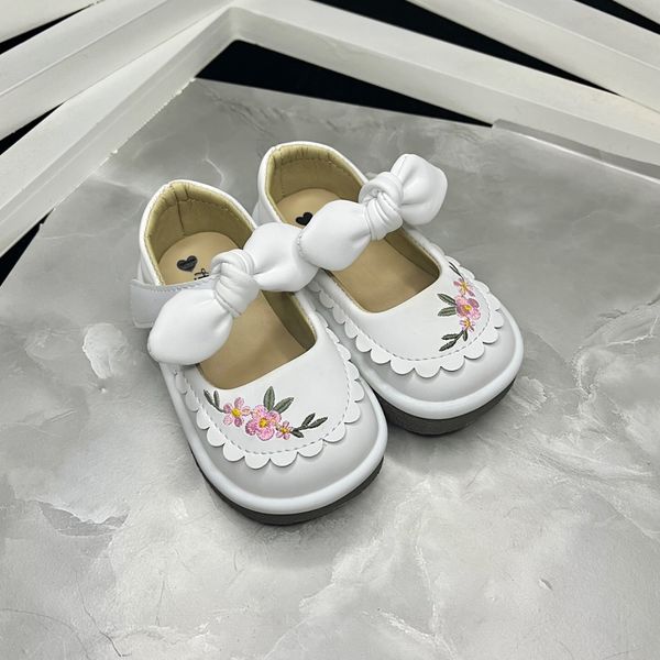 کفش مجلسی دخترانه طرح گلدوزی مدل A.Baby کد 2741456