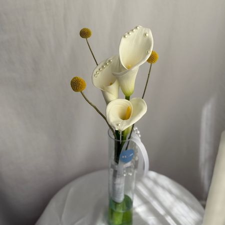 دسته گل شیپوری عروس