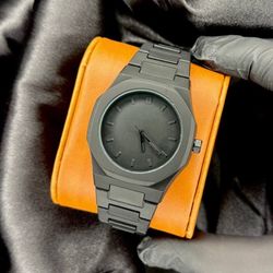 ساعت D1 milano عقربه خط