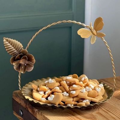شیرینی خوری 3