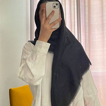 روسری ژاکارد مشکی قواره 120 بسته بندی 10 عددی میکس