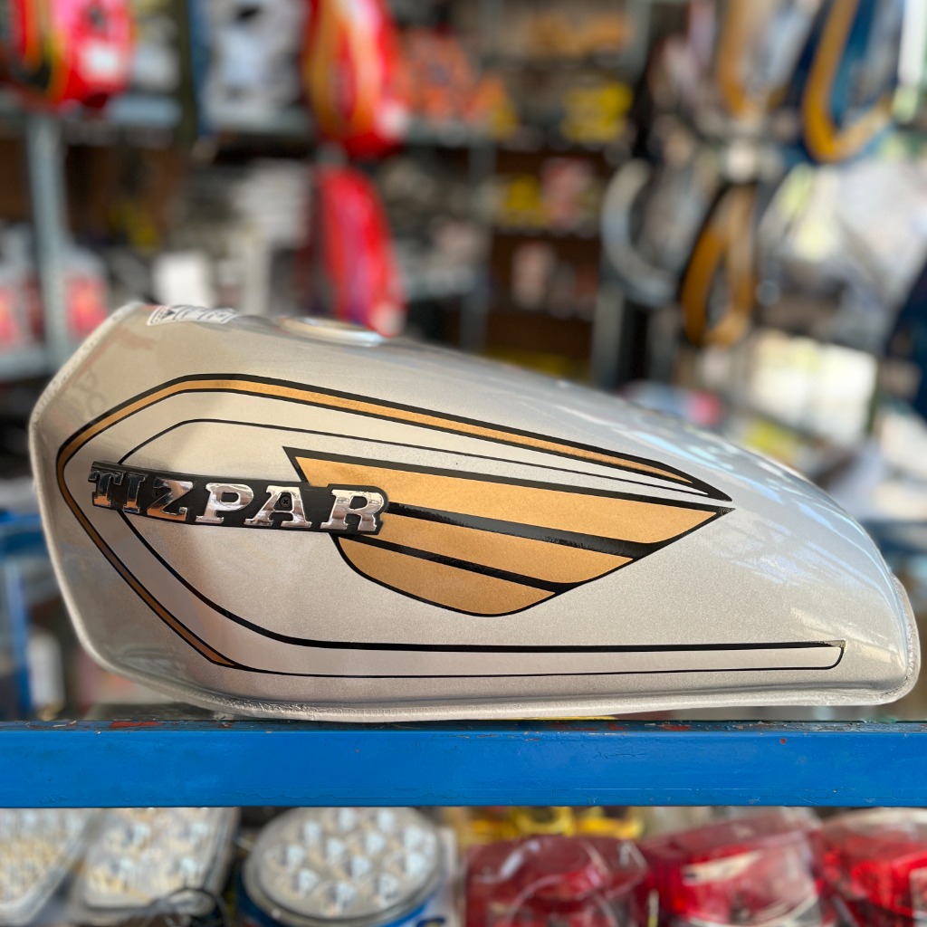 باک هوندا نقره ای پر