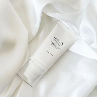 ضدآفتاب روشن کننده سنتلا