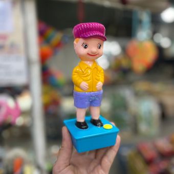 پسرک بی ادب😂