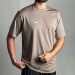 تیشرت خط دار