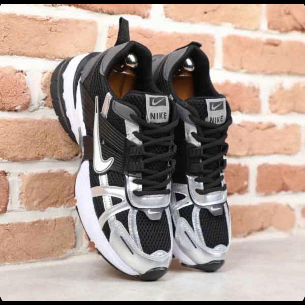 کتونی مردانه نایک V2K