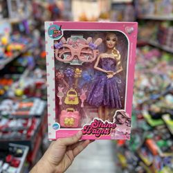 عروسک باربی با وسایل