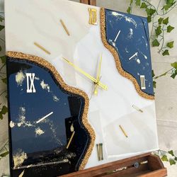 ساعت دیواری رزینی طرح آراد مدرن و دستساز