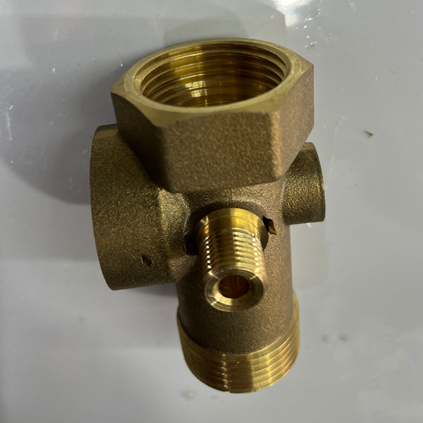 پنج راهی پمپ آب