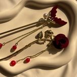 کانزاشی گل سرخ و دم وال مخمل