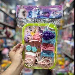 عروسک با دوچرخه