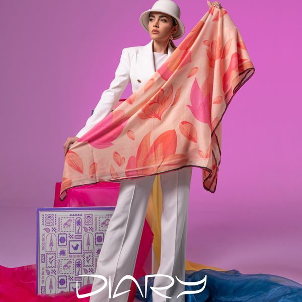 روسری طرح نیلوفر  ابی رنگ صورتی