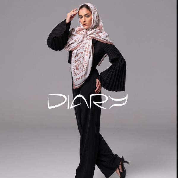 روسری طرح نقش پارسی رنگ کرم